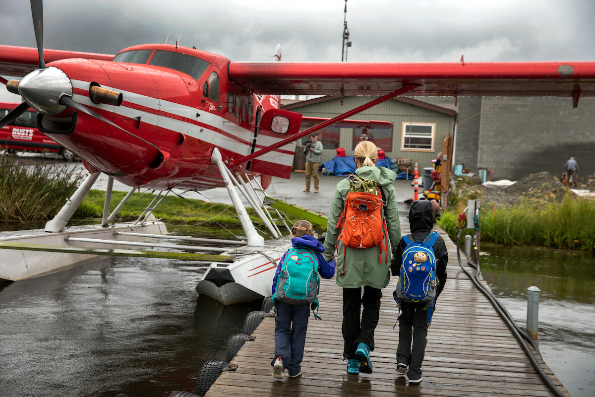 USA, Alaska, Anchorage, loading Rusts Flying Service float plane from Anchorage to Redoubt Bay